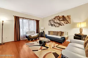 1 Shea Ln, Tinton Falls, NJ 07724 - Photo 6