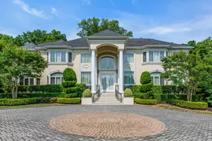 1 Embry Farm Rd, Marlboro Township, NJ 07746 - Photo 2