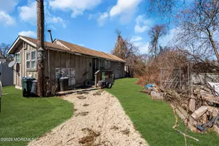 723 Howe St, Point Pleasant, NJ 08742 - Photo 8