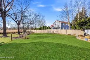 8 Jackson Ct, Monmouth Beach, NJ 07750 - Photo 4