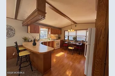 17 Shorehaven Park, Hazlet Township, NJ 07730 - Photo 8