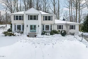 77 Bunker Hill Dr, Middletown, NJ 07748 - Photo 1