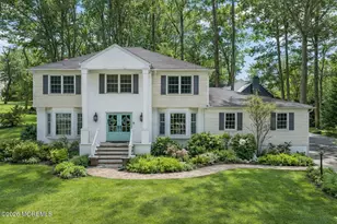 77 Bunker Hill Dr, Middletown, NJ 07748 - Photo 2