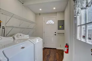 43 Kingsley Way, Freehold, NJ 07728 - Photo 10