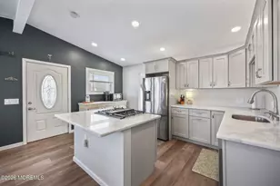 4 Drake Pl, Berkeley, NJ 08721 - Photo 4