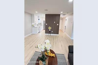 81 Amberly Drive #B, Manalapan Township, NJ 07726 - Photo 4