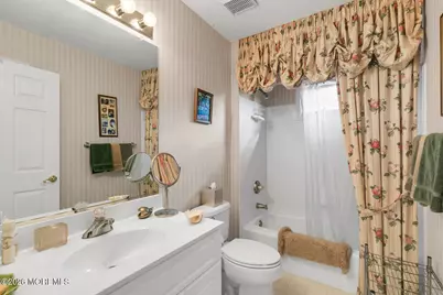 46 Windward Way, Red Bank, NJ 07701 - Photo 12