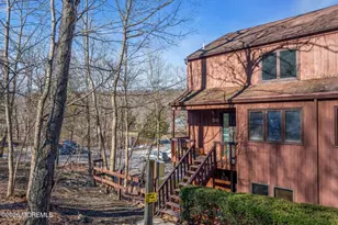 9 Village Way, Vernon, NJ 07462 - Photo 2