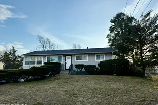 25 Adelphi Rd, Toms River Township, NJ 08757 - Photo 2