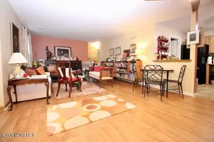 21 Austin Ct, Freehold, NJ 07728 - Photo 6