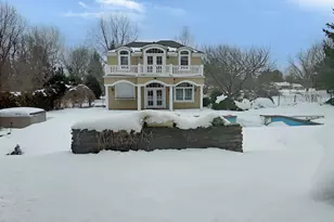 4 Country Club Ln, Colts Neck Township, NJ 07722 - Photo 36