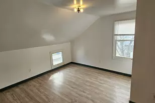 400 W Green St, Millville, NJ 08332 - Photo 10