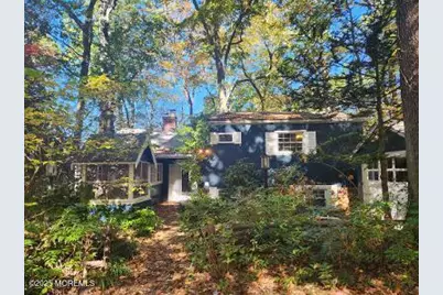 247 Lakeside Avenue, Colts Neck Township, NJ 07722 - Photo 8