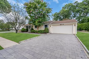 455 W Lincoln Ave, Oakhurst, NJ 07755 - Photo 18