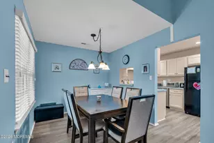 67 Cranberry Ct, Red Bank, NJ 07701 - Photo 4