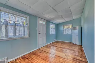 334 Buermann Ave, Toms River Township, NJ 08753 - Photo 4