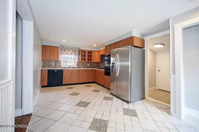 86 Seadrift Avenue, Highlands, NJ 07732 - Photo 10