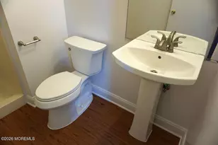 102 Cranbrook Ct, Holmdel, NJ 07733 - Photo 10