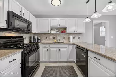 17 Yosemite Road, Howell Township, NJ 07731 - Photo 18