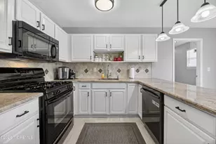 17 Yosemite Rd, Howell Township, NJ 07731 - Photo 18