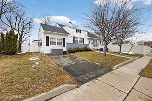 21 Anderson St, Union Beach, NJ 07735 - Photo 4