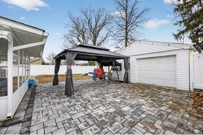 21 Anderson Street, Union Beach, NJ 07735 - Photo 26