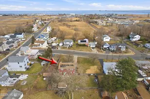 610 Center Ave, Belford, NJ 07718 - Photo 18