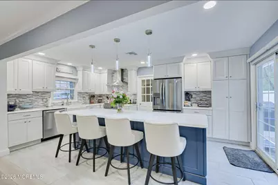 110 Courtland Lane, Aberdeen Township, NJ 07747 - Photo 14