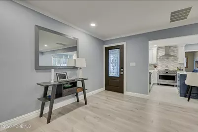 110 Courtland Lane, Aberdeen Township, NJ 07747 - Photo 6