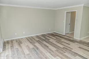 18 Windsor Terrace, Freehold, NJ 07728 - Photo 16