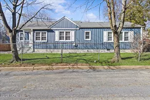 1018 Woodmere Dr, Keyport, NJ 07735 - Photo 2