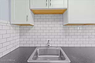 1018 Woodmere Dr, Keyport, NJ 07735 - Photo 10