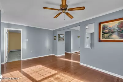 8 Newbury Court, Toms River Township, NJ 08757 - Photo 16