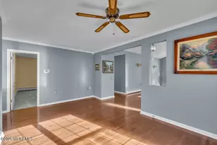 8 Newbury Ct, Toms River Township, NJ 08757 - Photo 16