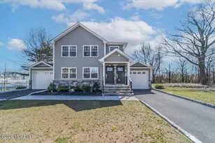 67 S Maplewood Ave, Woodbridge Township, NJ 08832 - Photo 1