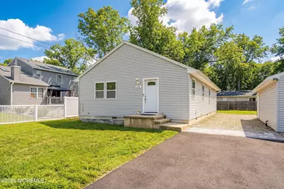 636 Chelsea Street, Forked River, NJ 08731 - Photo 2