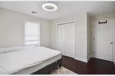 108 Morris Avenue, Belford, NJ 07718 - Photo 22