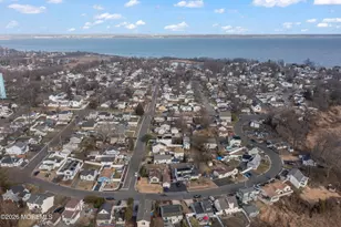 882 Woodmere Dr, Aberdeen Township, NJ 07735 - Photo 26