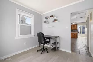 882 Woodmere Dr, Aberdeen Township, NJ 07735 - Photo 12