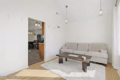 882 Woodmere Drive, Aberdeen Township, NJ 07735 - Photo 4