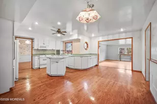 11 Anton Pl, Aberdeen Township, NJ 07747 - Photo 6