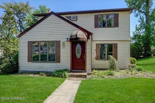 659 Holmdel Rd, Hazlet Township, NJ 07730 - Photo 2