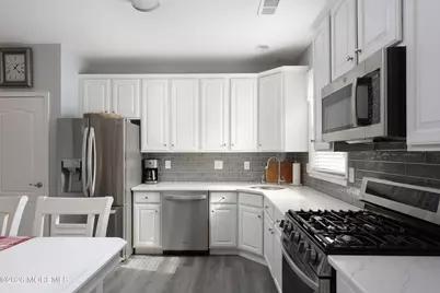 37 Springlawn Drive, Lakewood, NJ 08701 - Photo 10