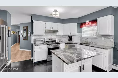 11 Sandhurst Court, Toms River Township, NJ 08757 - Photo 4