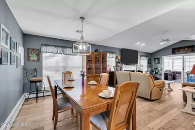 11 Sandhurst Court, Toms River Township, NJ 08757 - Photo 10