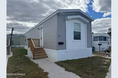 5 Avenue B, Hazlet Township, NJ 07734 - Photo 1