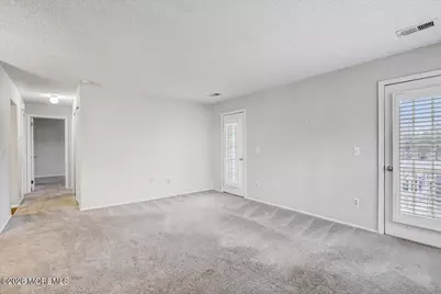 54 Des Moines Court, Tinton Falls, NJ 07712 - Photo 14