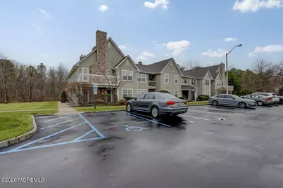 54 Des Moines Court, Tinton Falls, NJ 07712 - Photo 8