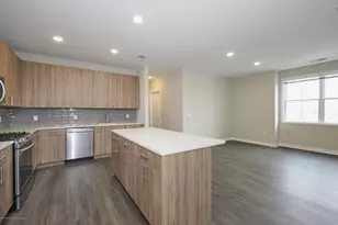 92 Drs James Parker Blvd, Red Bank, NJ 07701 - Photo 4