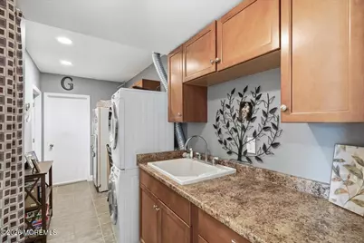 8 Moss Haven Way, Howell Township, NJ 07731 - Photo 24